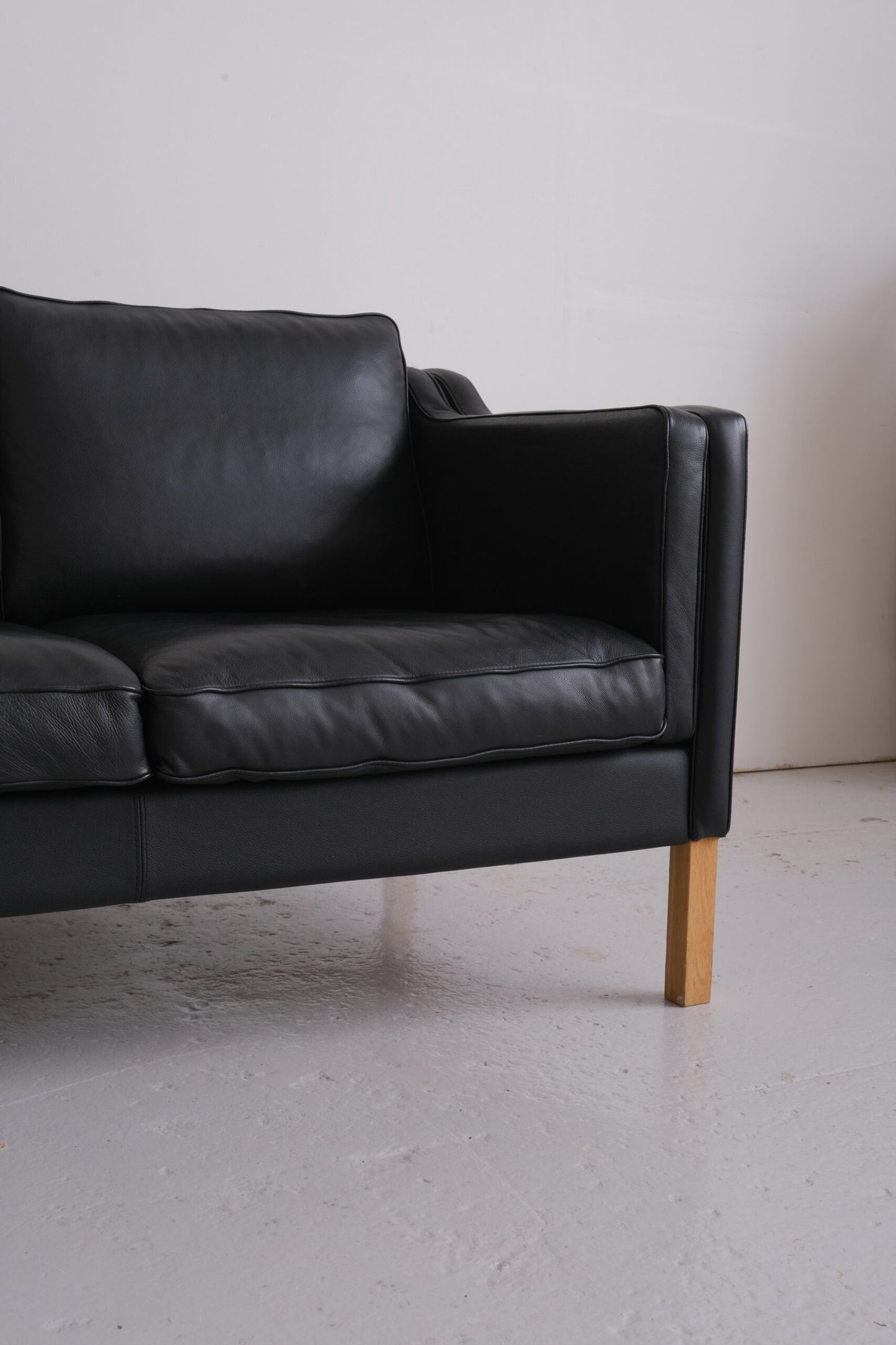 Danish Sofa, Børge Mogensen's 2213 Style