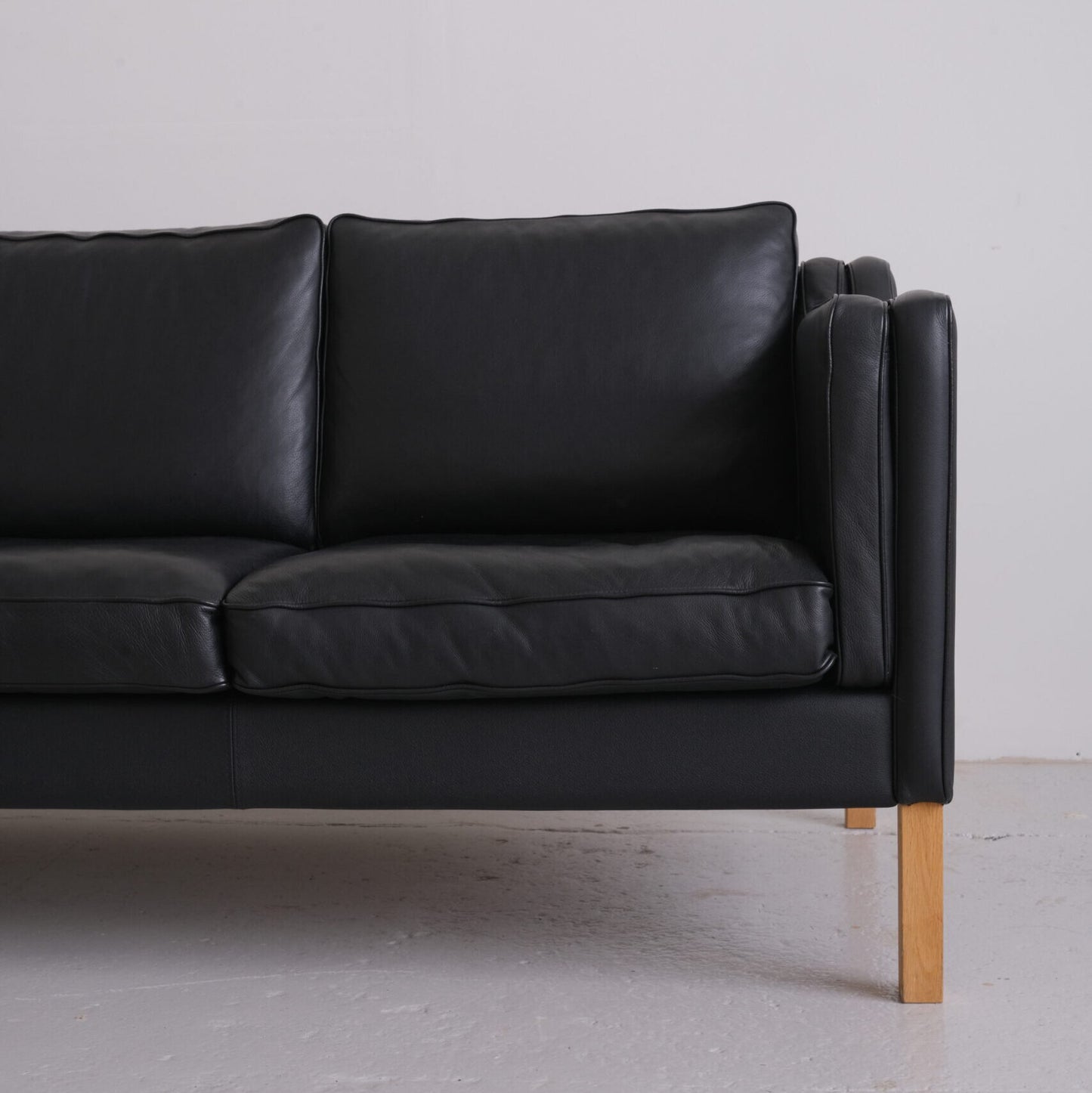 Danish Sofa, Børge Mogensen's 2213 Style