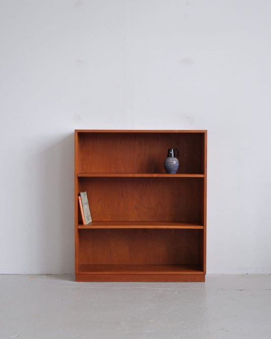 Teak bookshelf 1960s (unrestored)