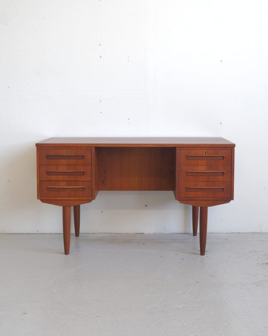 Svenstrup Møbelfabrik Teak desk