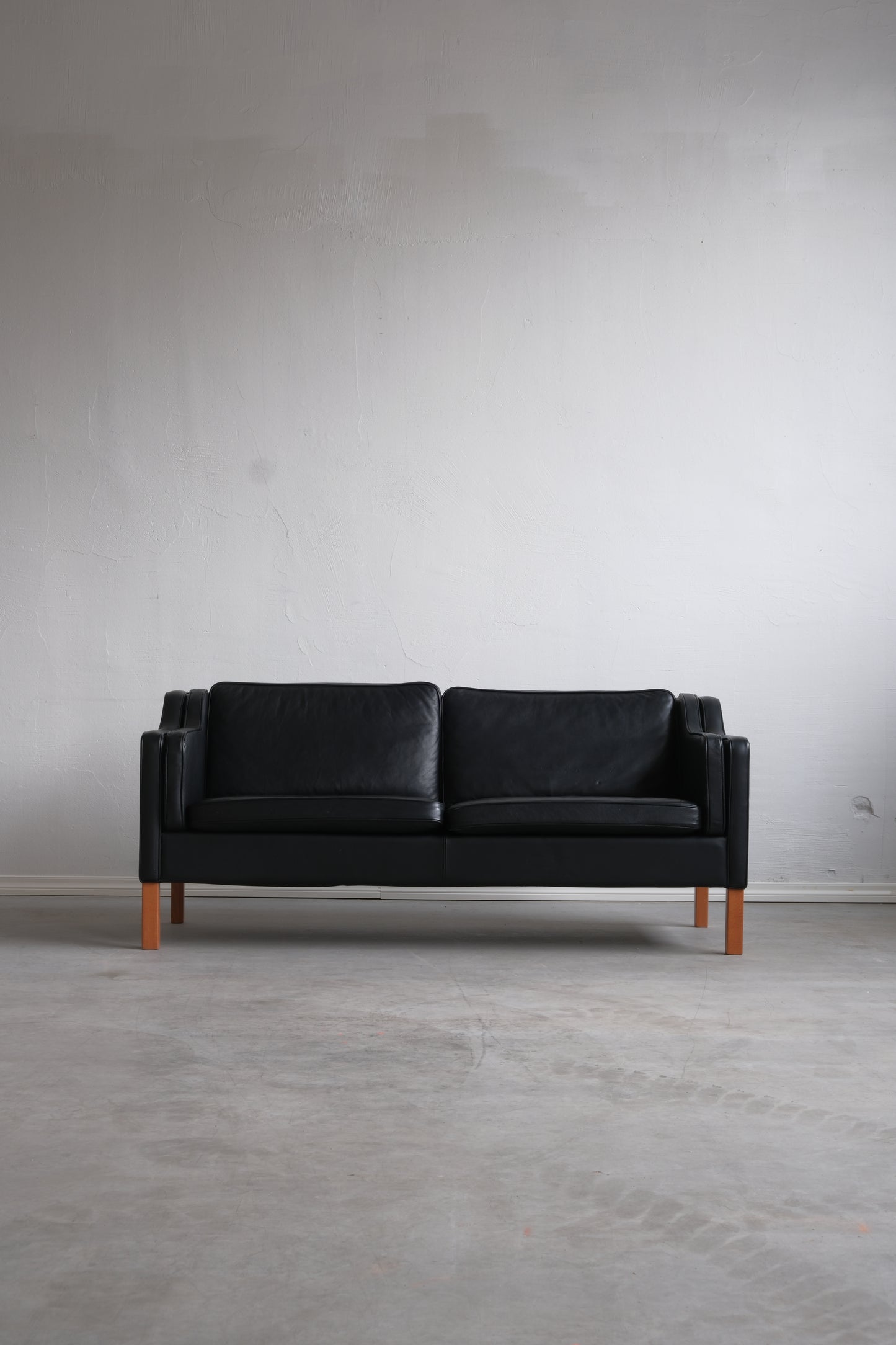 Mogens Hansen black leather sofa