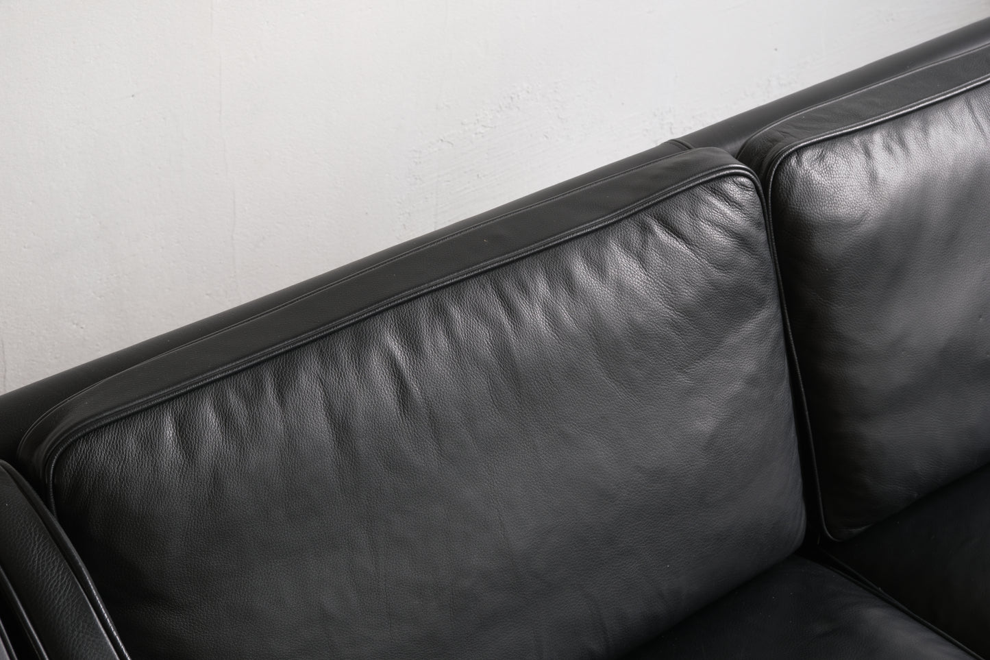 Mogens Hansen black leather sofa