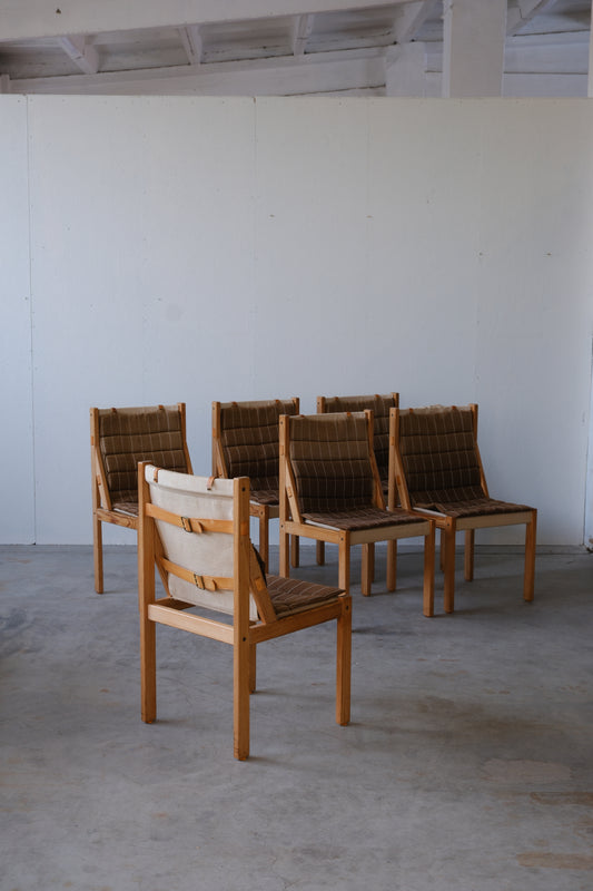 Bernt Petersen Pine chair set (6)