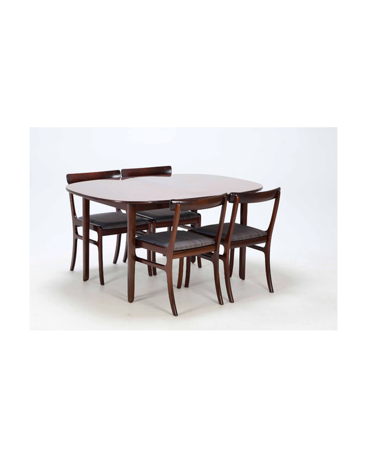 Ole Wanscher (1903-1985) for P. Jeppesen: 'Rungstedlund' dining table with four chairs