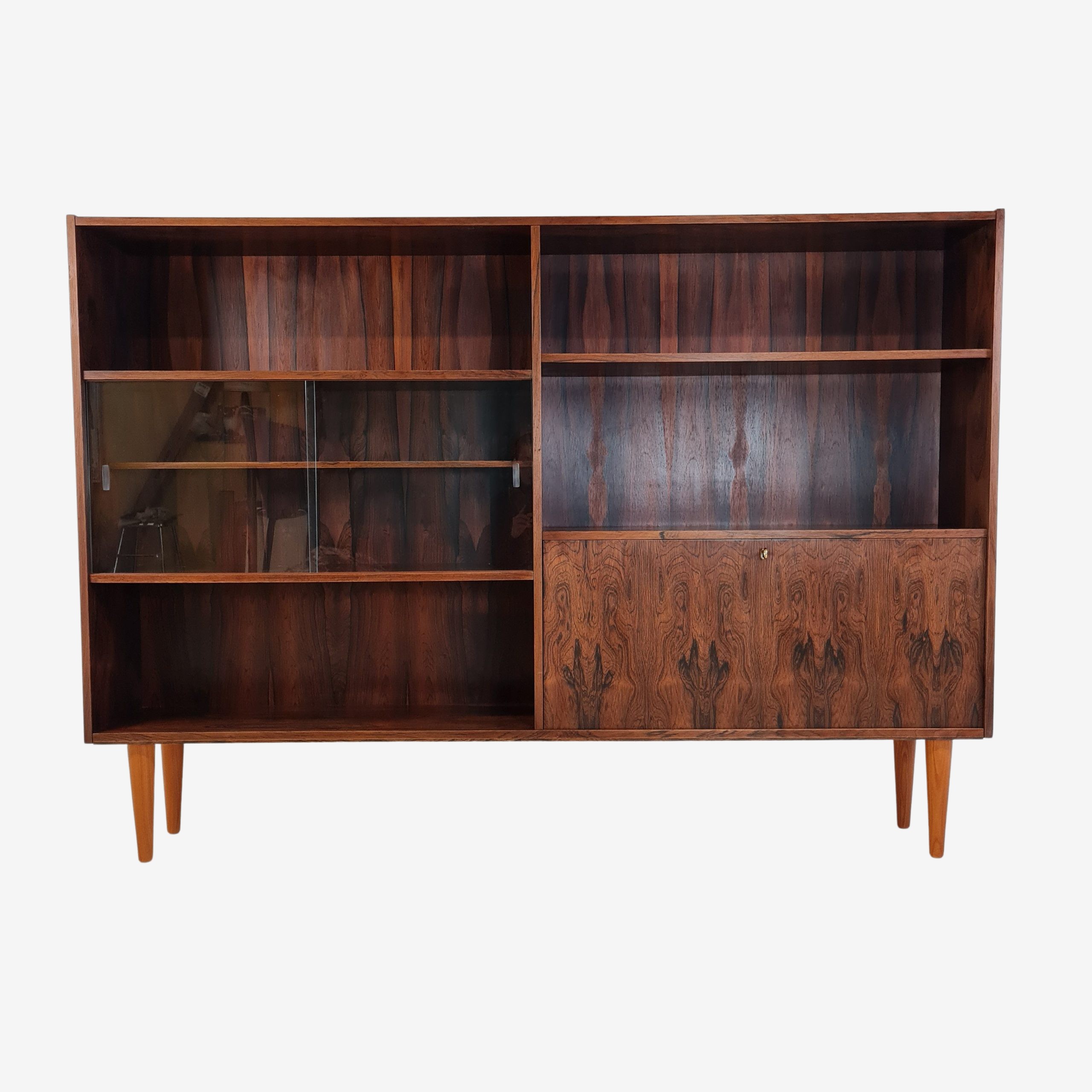 Bookcase | New legs | Rosewood | Aulum Furniture Factory