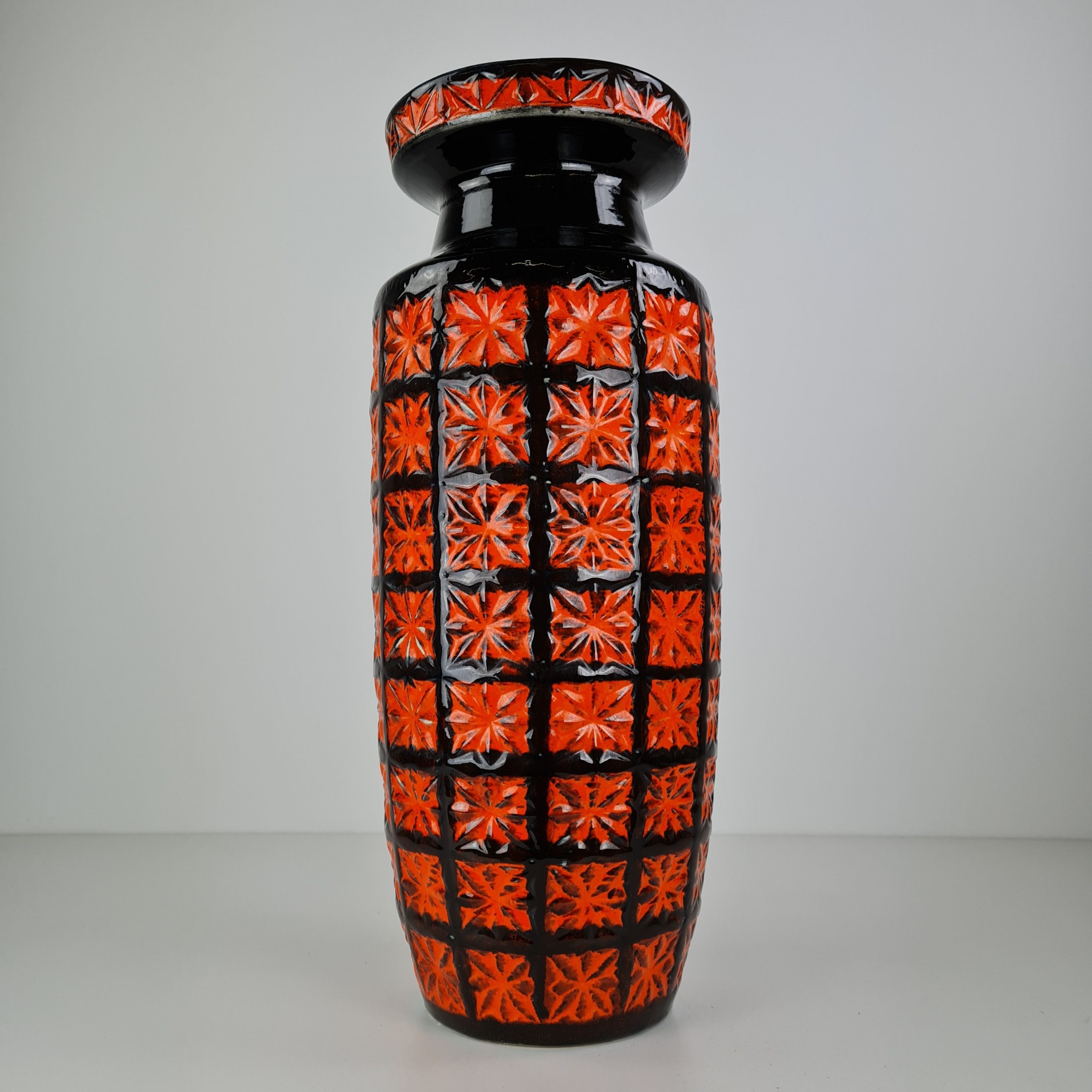 Large floor vase | Orange | Heinz Siery | Scheurich pottery, West Germany